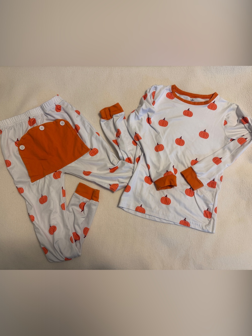 Kids Pumpkin-Print White and Orange Pajama Set